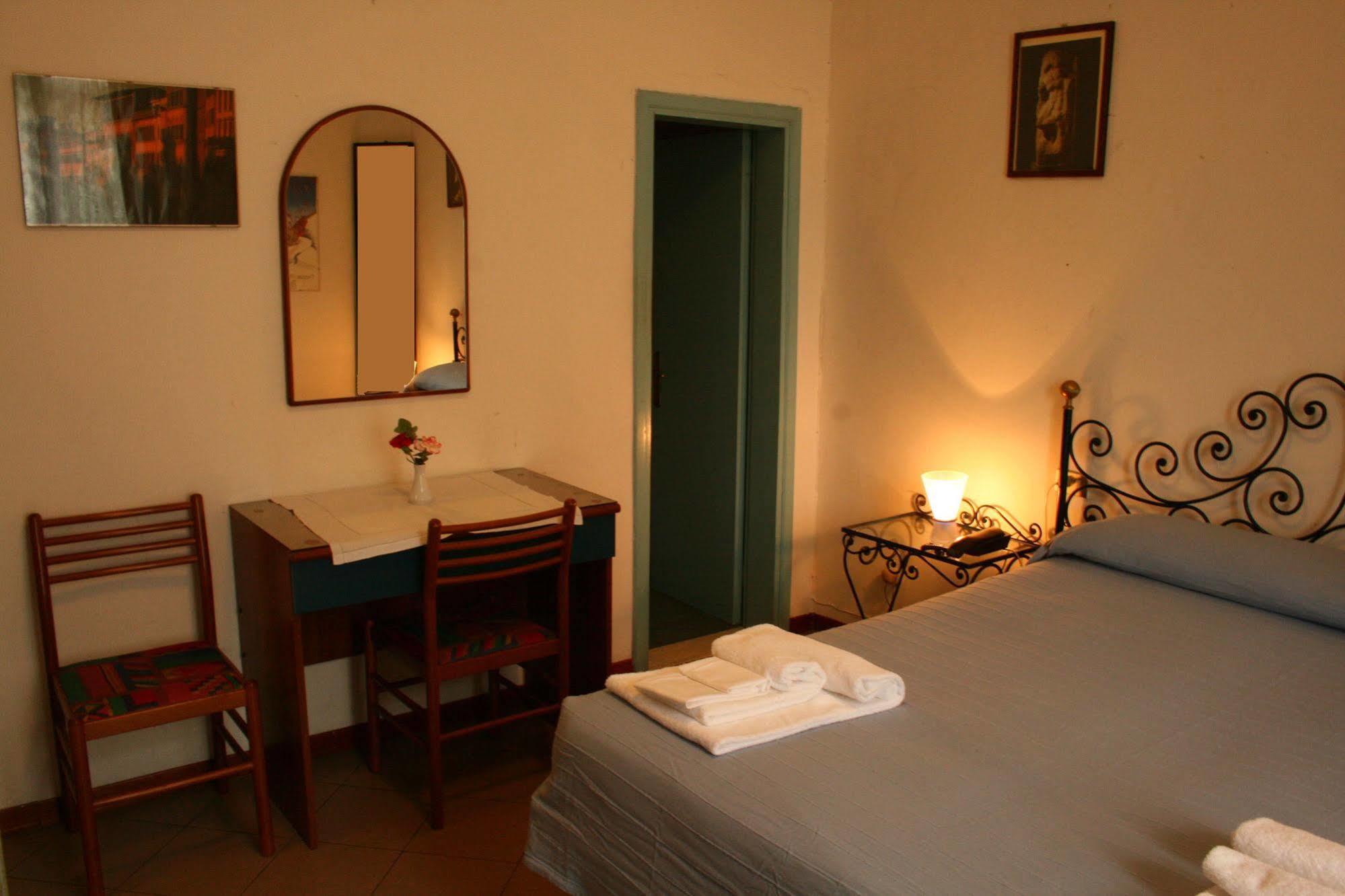 Hotel Fedora Firenze Værelse billede